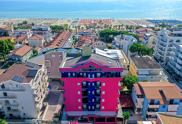 Hotel Clara
